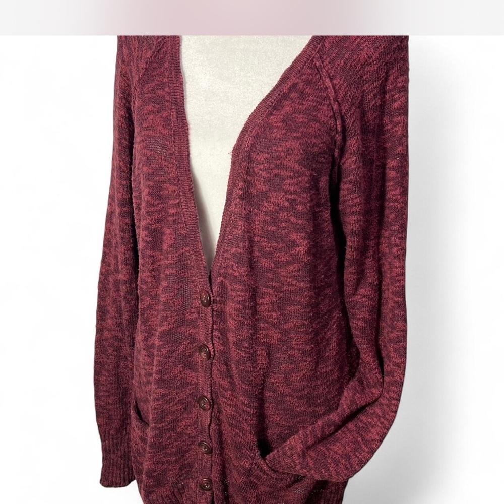 🏁Mudd XL burgundy V-Neck button down cardigan pockets - Picture 2 of 7